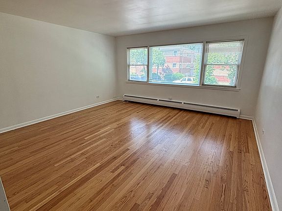 2nd image of 6241 W Montrose Ave #1