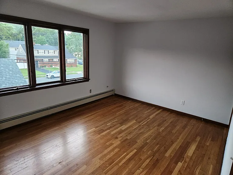 212 Falmouth Ave #2 — Photo 9