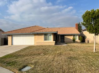 204 W Woodcrest St, Rialto, CA 92376