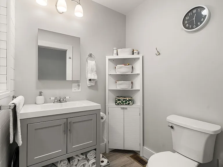 1400 Columbia Rd #1 — Photo 9