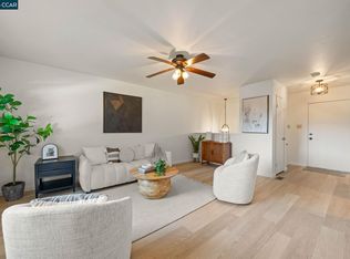 163 Holiday Hills Dr, Martinez, CA 94553