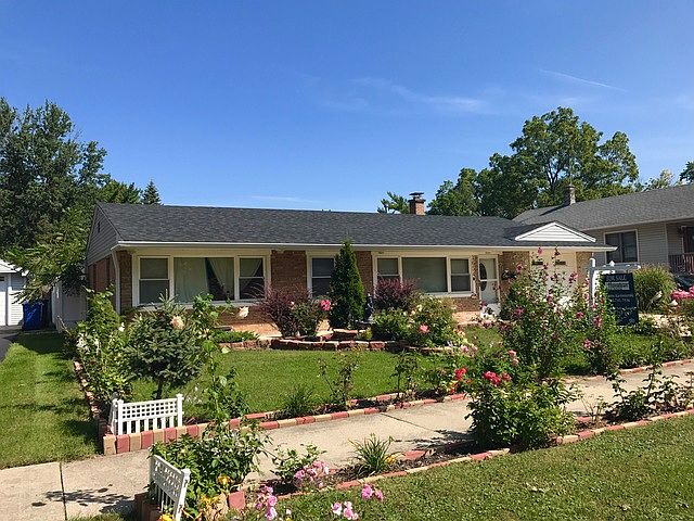 1st image of 1654 Wicke Ave