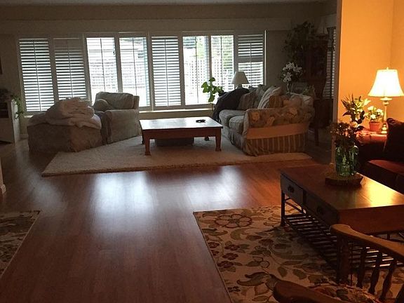 Huge open livingroom