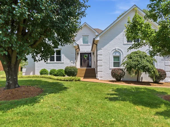 1080 Auldridge Dr, Spring Hill, TN 37174