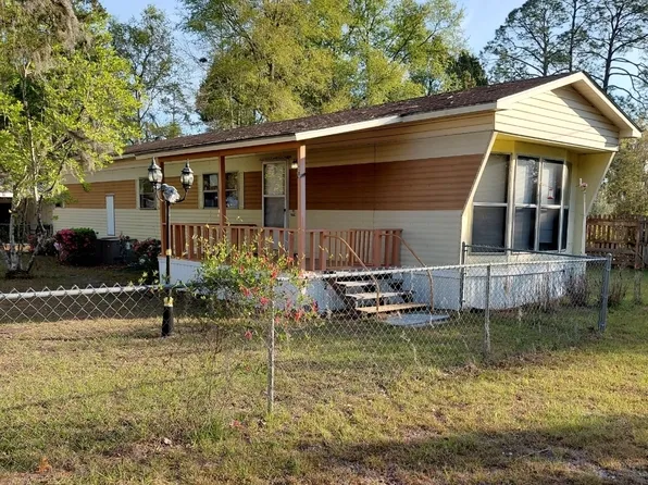20 Gibson St, Folkston, GA 31537