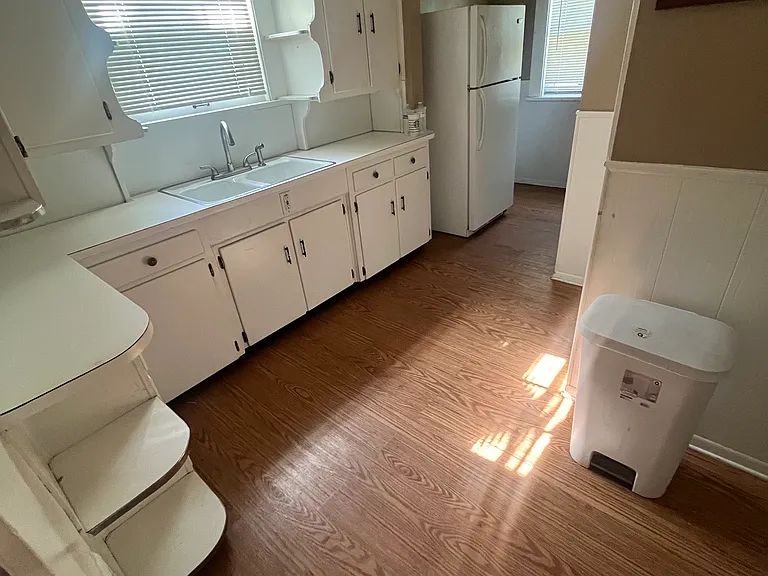2166 Mansfield Rd — Photo 10