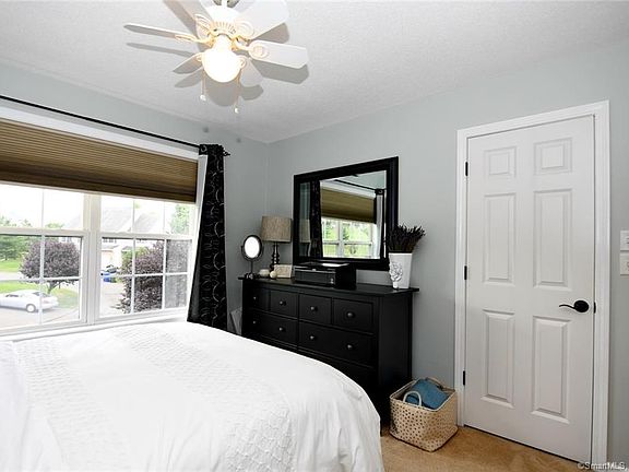 5th image of 18 Misty Cres