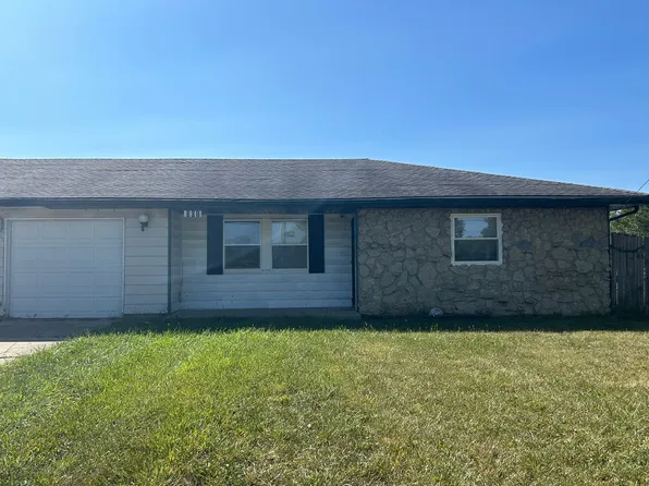 301-303 S CR 400 E, 301-303 S County Road 400 E #3BBD61176, Muncie, IN 47302