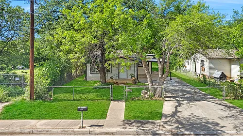 5807 Mayo Dr Photo 1