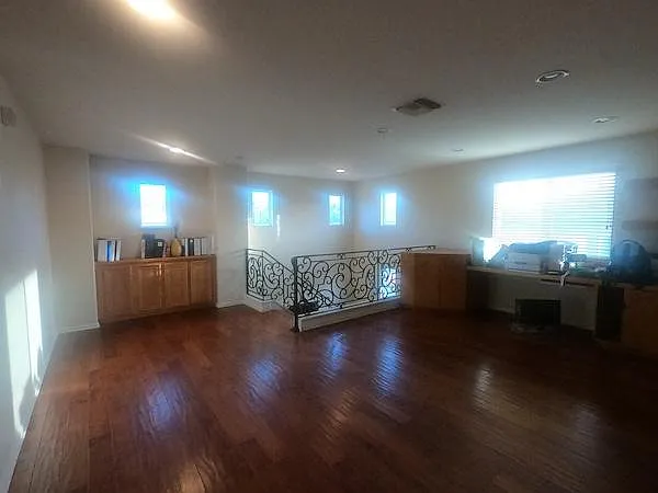 1513 Carmel Ave — Photo 35
