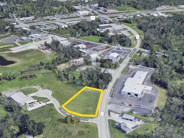 1465 Clark Rd, Valparaiso, IN 46385