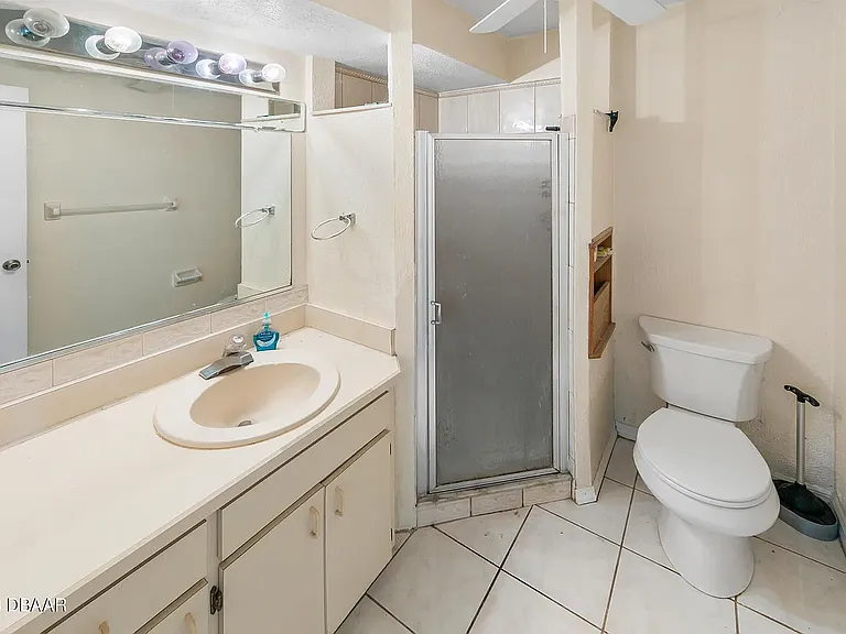 3855 Cardinal Blvd — Photo 18