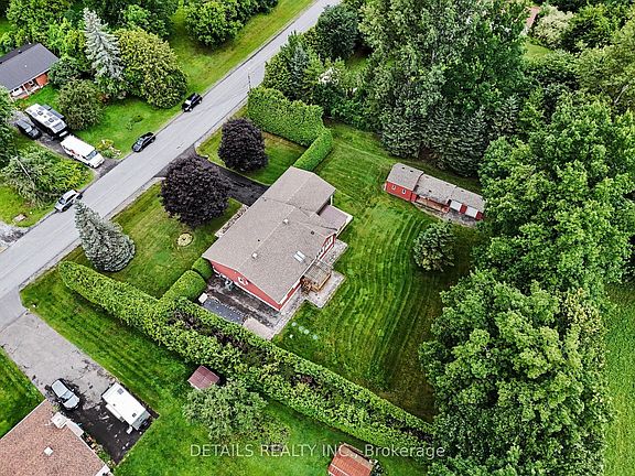 2nd image of 2 Clarence Ct