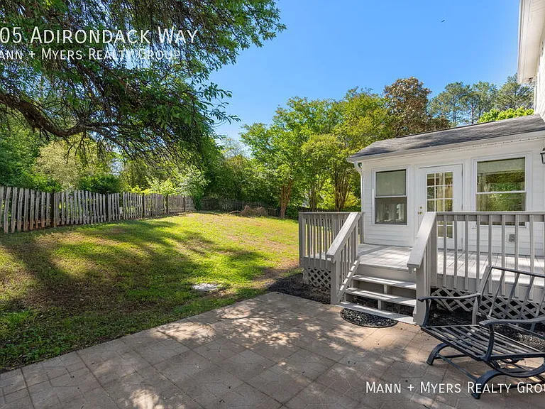 305 Adirondack Way — Photo 38