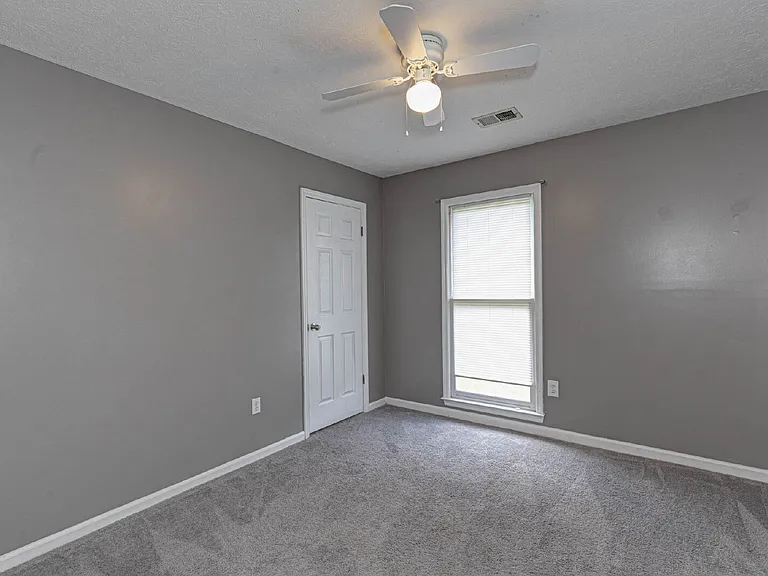 6913 Dorsey Dr — Photo 8