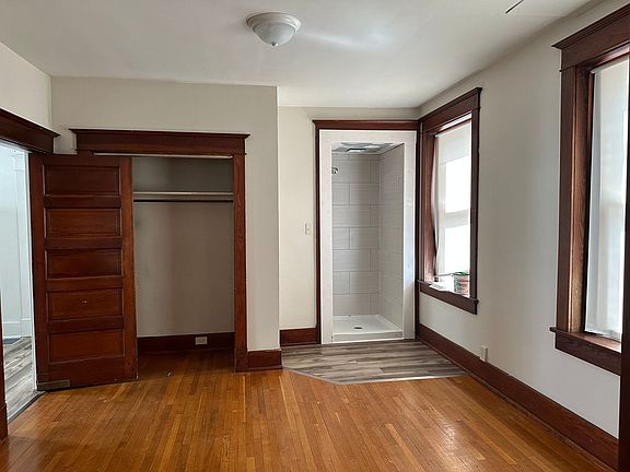 2nd image of 510 N Loudoun St #1