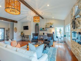 Woodhollow Apartment Homes