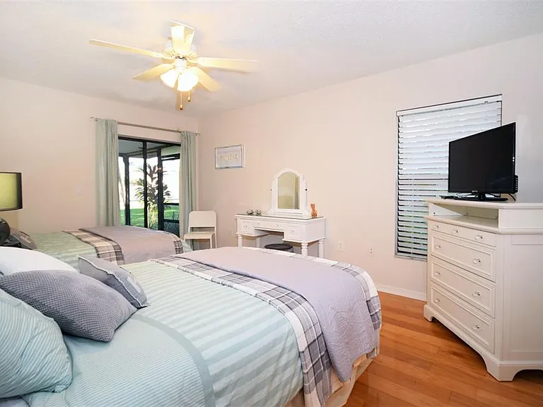 231 Southampton Ln #277 — Photo 19