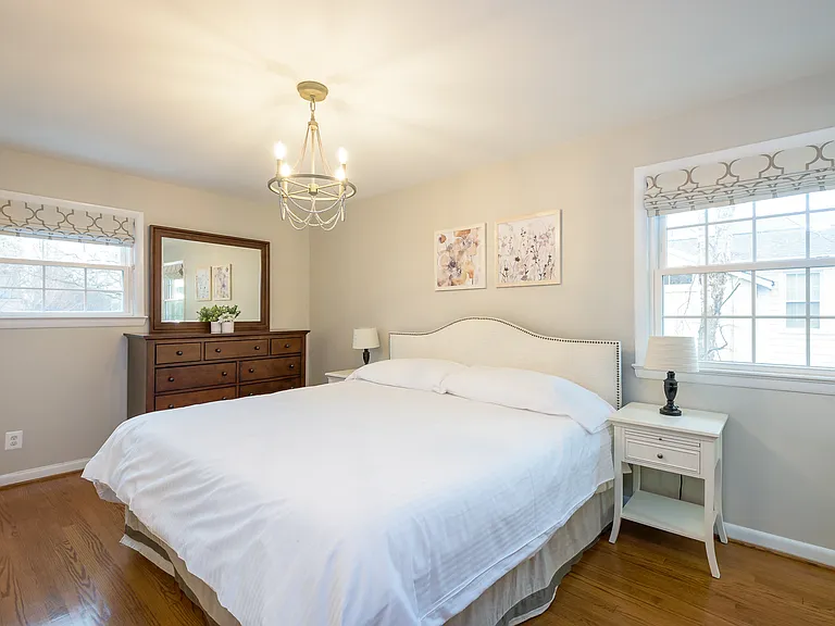 407 Russell Rd — Photo 18