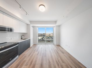 5 York Rd #703, Toronto, ON M2L1H4