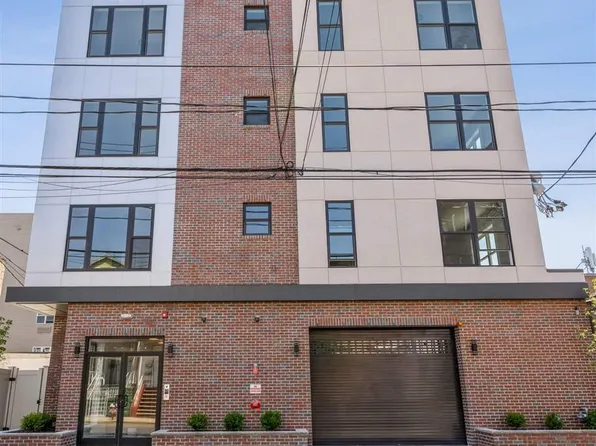 6108 Hudson Avenue image 1 of 11