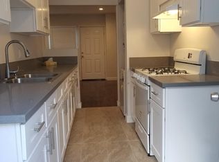 1324 N Buena Vista St UNIT D, Burbank, CA 91505