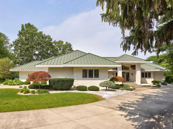 3858 S Graham Rd, Saint Charles, MI 48609