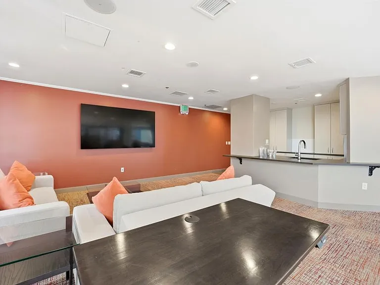 1625 Larimer St #1001 — Photo 6
