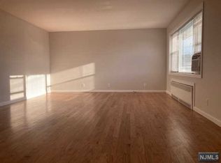 411 North Ave, Fort Lee, NJ 07024