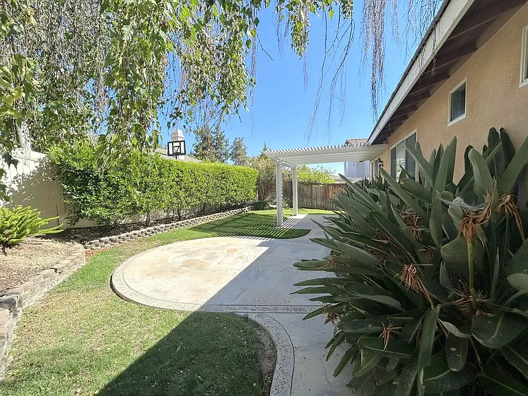 11811 Fairway Dr — Photo 19