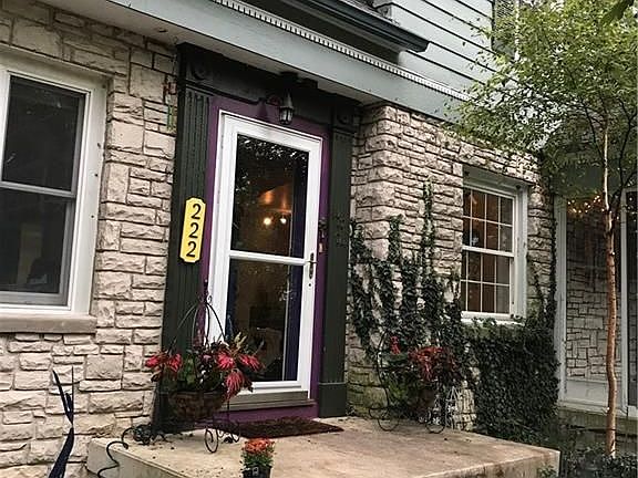 2nd image of 222 N Grove St