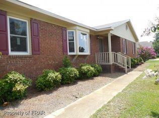 8022 Kalmia Ln, Hope Mills, NC 28348