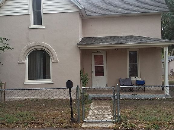 4th image of 414 N Pikes Peak Ave