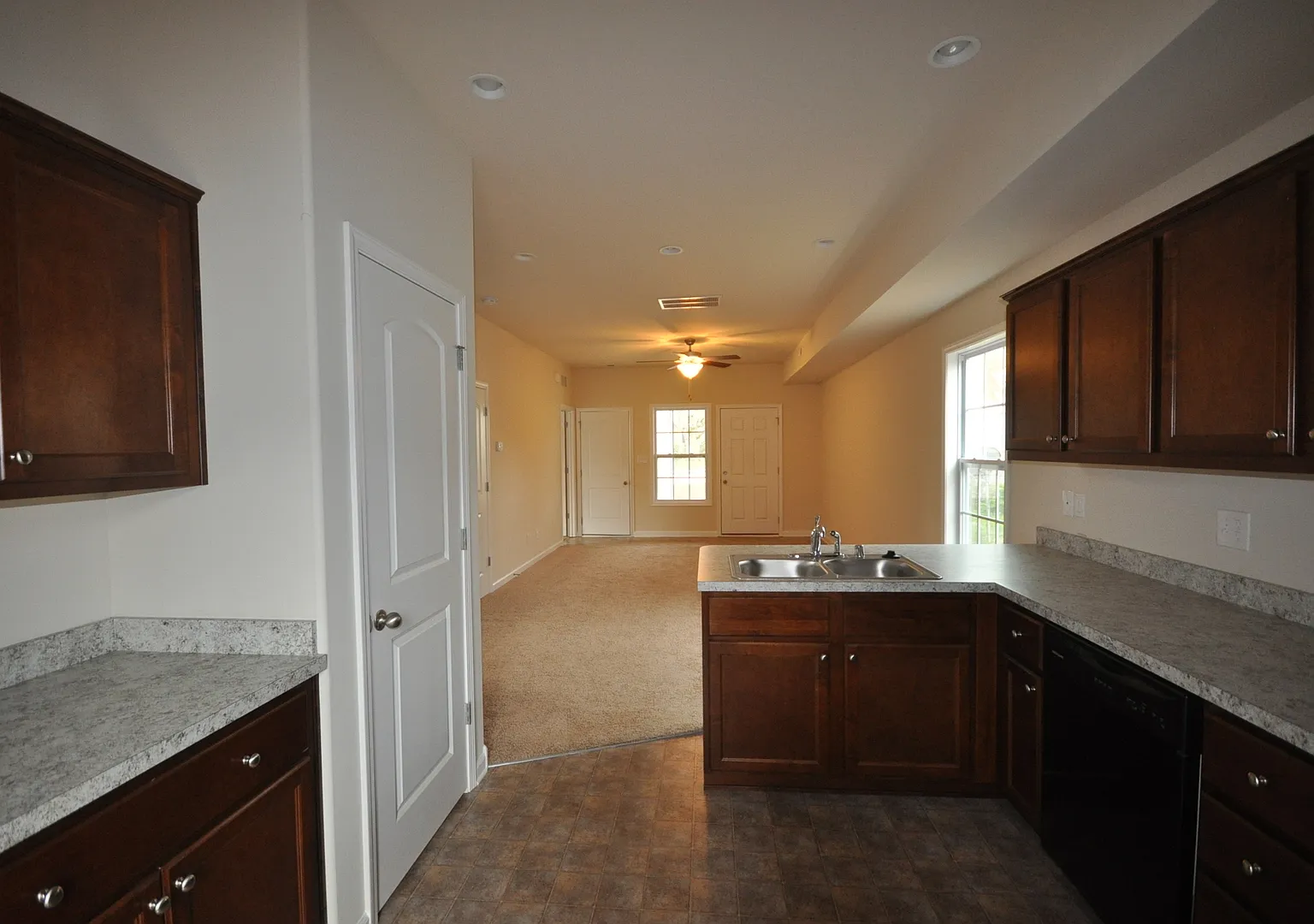 Pre-Leasing Now for Fall Semester 2026 — Photo 2