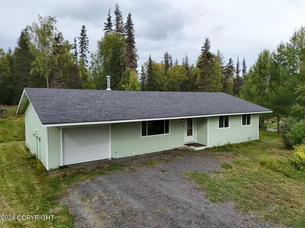 49020 Charlie Brown Dr, Soldotna, AK 99669