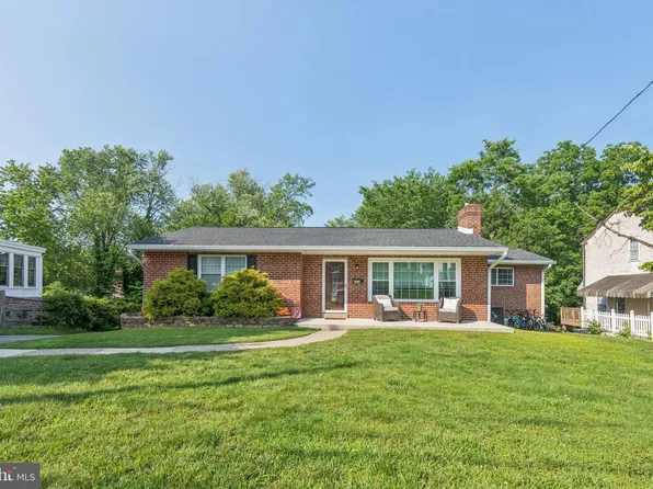321 Olympic Ave, Havertown, PA 19083