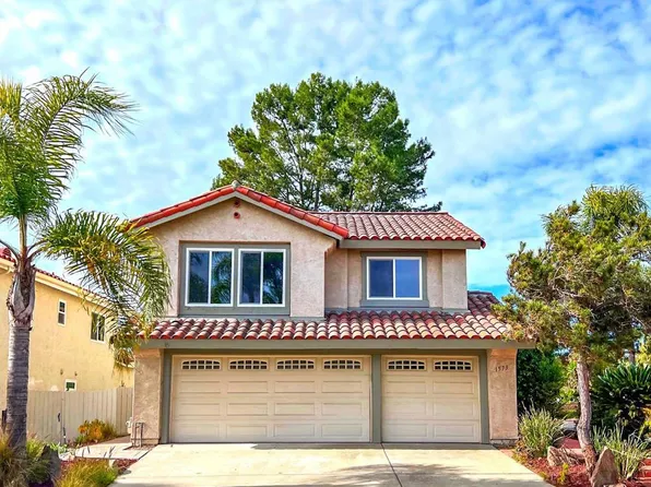 1573 Madrid Dr, Vista, CA 92081