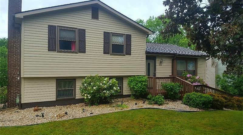 1st image of 226 Wheatfield Dr