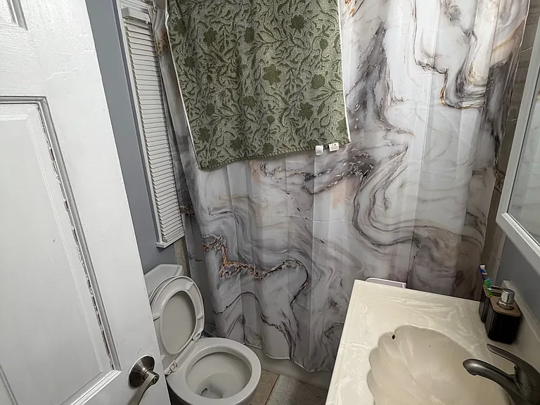 80-82 Tyngsboro Rd #3 — Photo 5