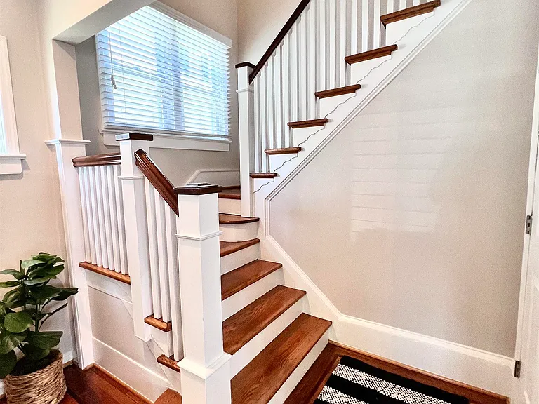 7407 Ventnor Ave — Photo 13