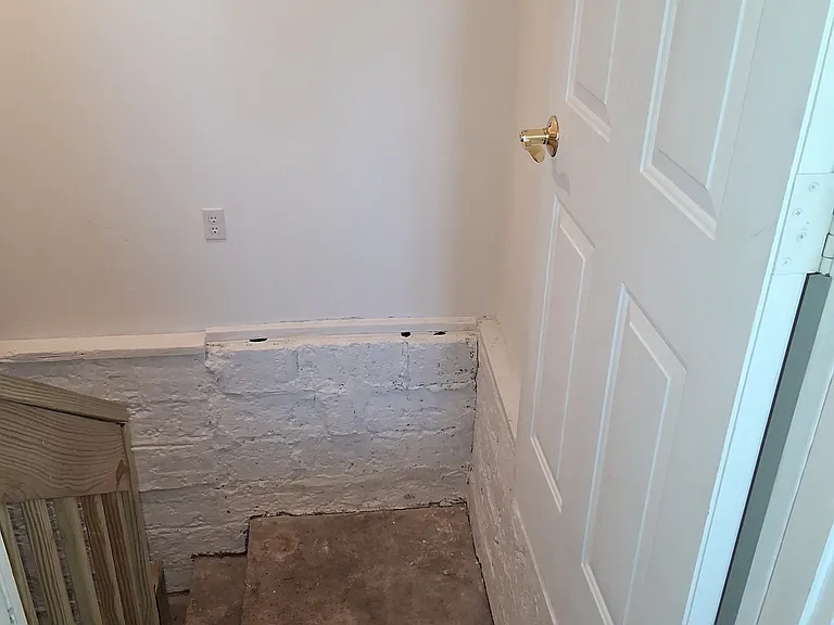 2643 N Kirk Rd — Photo 50