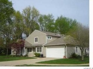 173 Marian Ln #12B, Berea, OH
