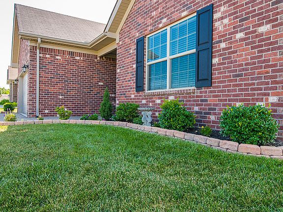 3rd image of 443 Gentry Crossings Blvd