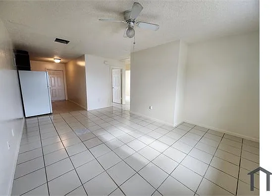 4131 Commercial Dr — Photo 7