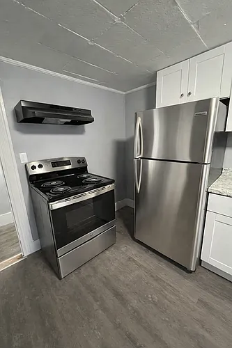 29 Washington St Photo 1