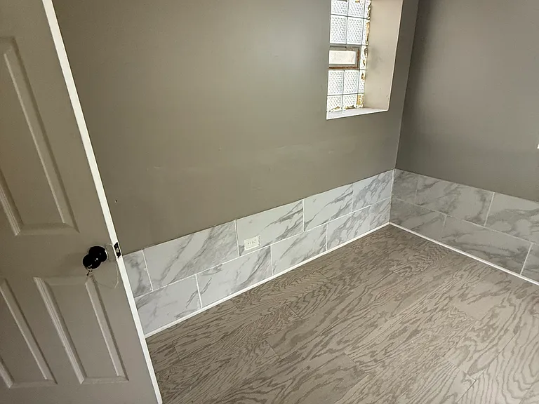 1656 S Karlov Ave — Photo 5