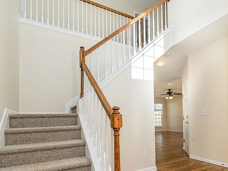 106 Autry Ave — Photo 4