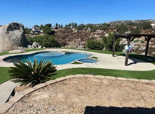 505 Philton Dr, Ramona, CA 92065