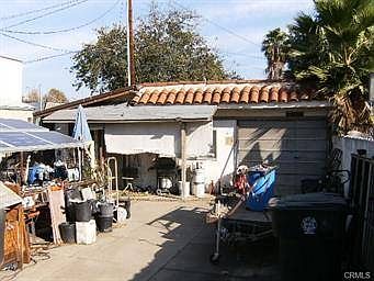 2nd image of 133 Yorba St