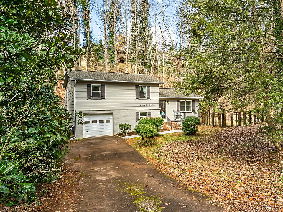 1st image of 7205 Dogwood Dr